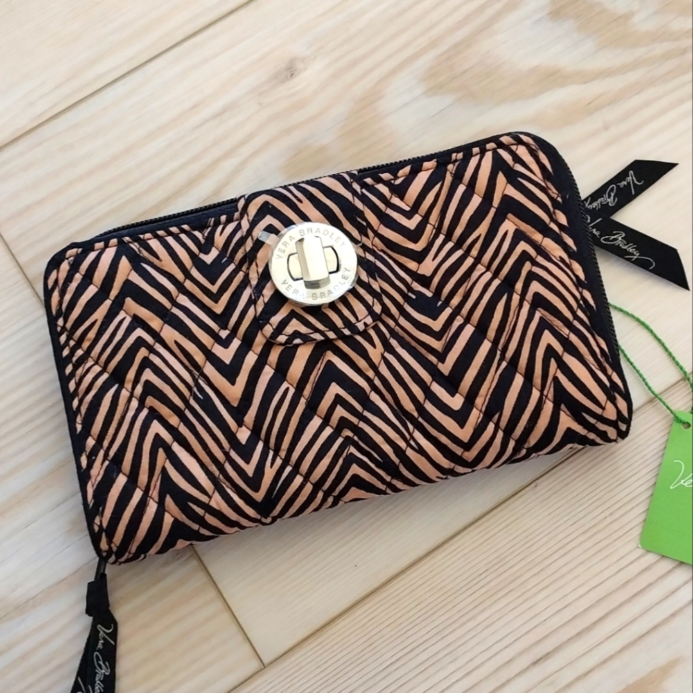 NWT Vera Bradley Turnlock Wallet